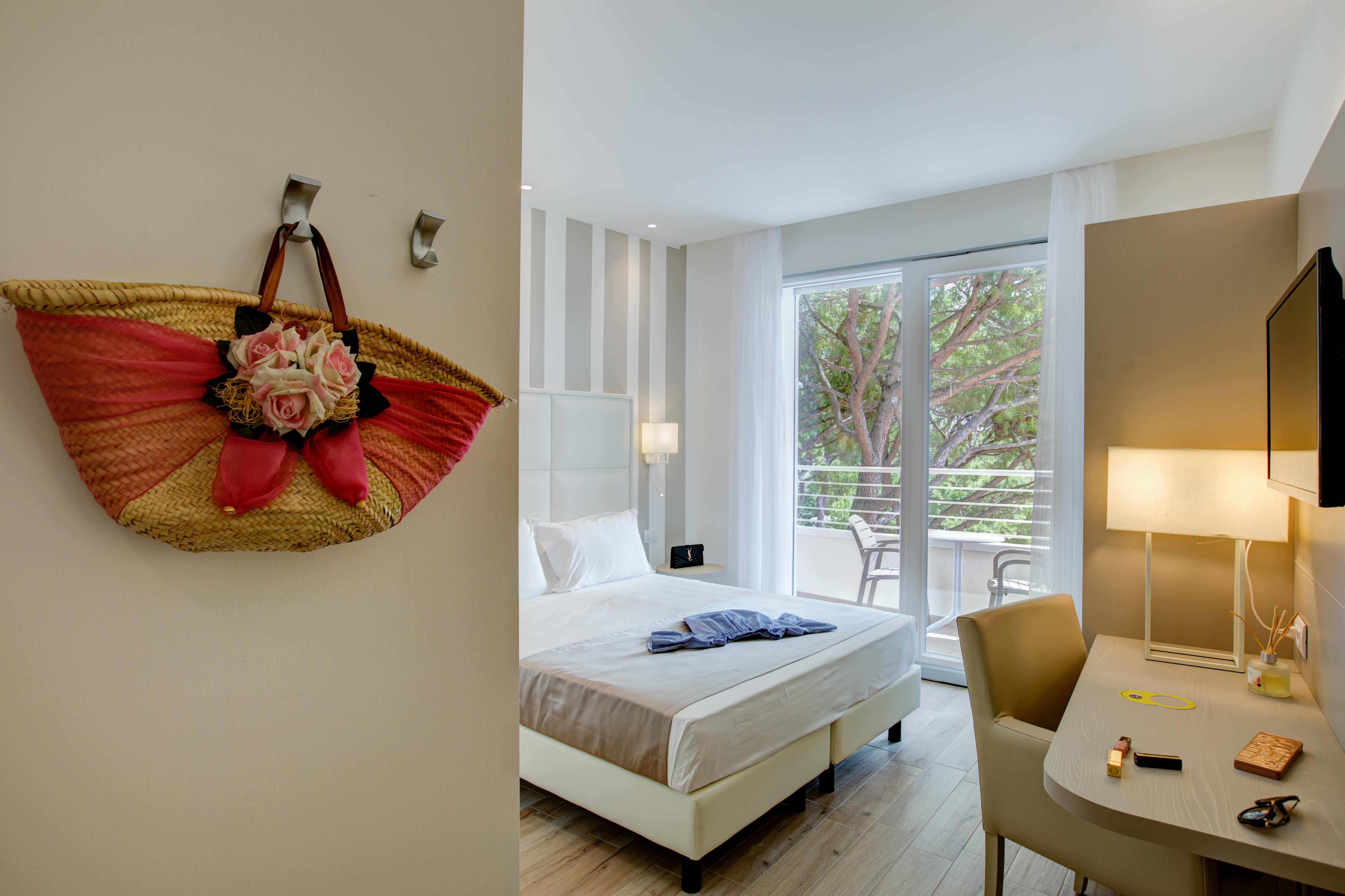 Hotel Luxor Milano Marittima Buitenkant foto