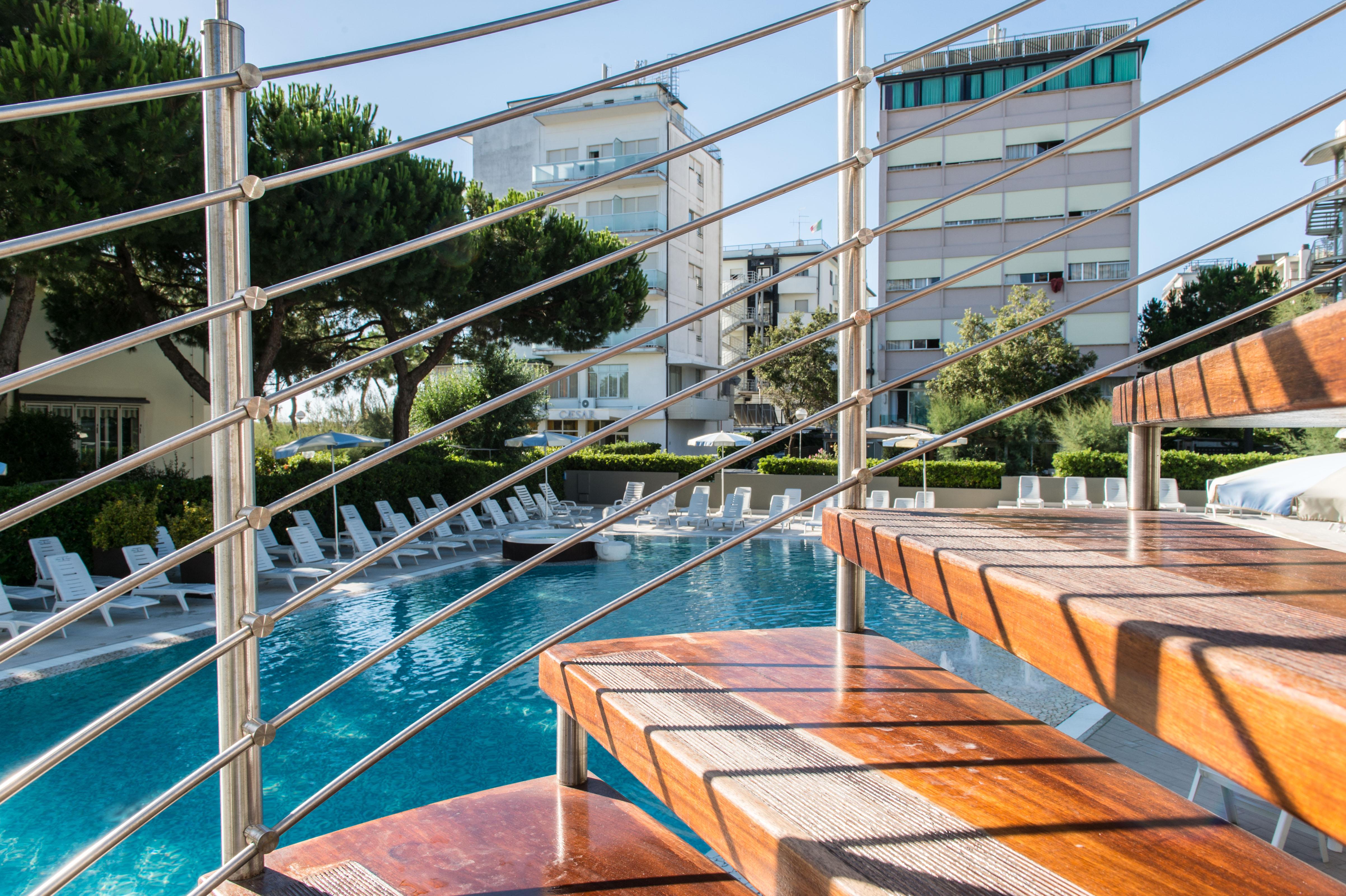 Hotel Luxor Milano Marittima Buitenkant foto